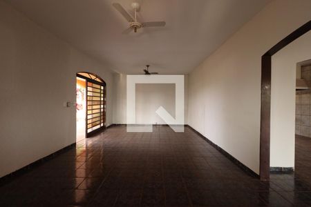 Sala de casa para alugar com 4 quartos, 250m² em Distrito de Bonfim Paulista, Ribeirão Preto