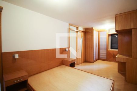 Suíte  de apartamento para alugar com 2 quartos, 96m² em Vila Olímpia, São Paulo