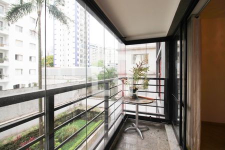 Varanda  de apartamento para alugar com 2 quartos, 96m² em Vila Olímpia, São Paulo