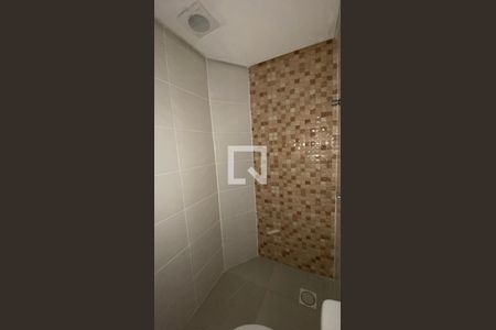 Banheiro de casa para alugar com 1 quarto, 34m² em Jardim Algarve, Alvorada