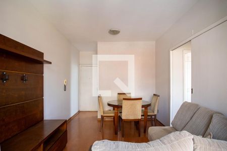 Sala de apartamento para alugar com 2 quartos, 61m² em Floresta, Belo Horizonte