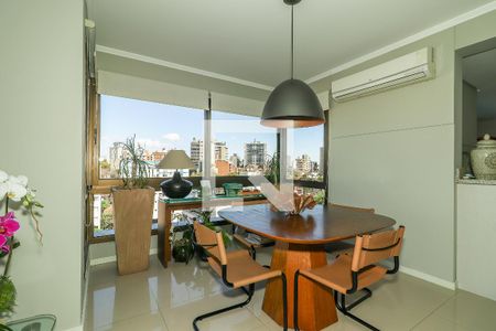 Sala de apartamento à venda com 2 quartos, 93m² em Petrópolis, Porto Alegre