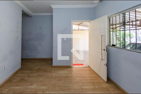 Sala de casa para alugar com 3 quartos, 200m² em Bom Jesus, Belo Horizonte