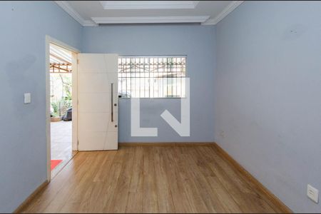 Sala de casa à venda com 3 quartos, 200m² em Bom Jesus, Belo Horizonte