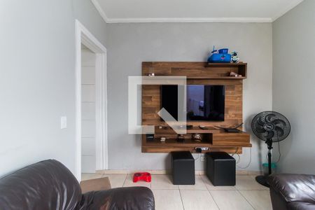 Sala de casa para alugar com 2 quartos, 143m² em Vila Áurea, Poá