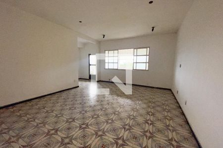 Sala de casa para alugar com 2 quartos, 200m² em Jardim Primavera, Duque de Caxias