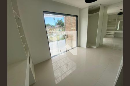 Quarto de casa de condomínio para alugar com 6 quartos, 200m² em Vargem Grande, Rio de Janeiro