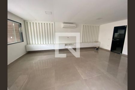 Sala de casa de condomínio à venda com 6 quartos, 200m² em Vargem Grande, Rio de Janeiro