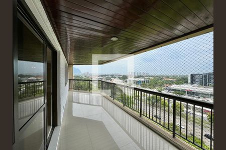 Varanda de apartamento à venda com 3 quartos, 360m² em Barra da Tijuca, Rio de Janeiro