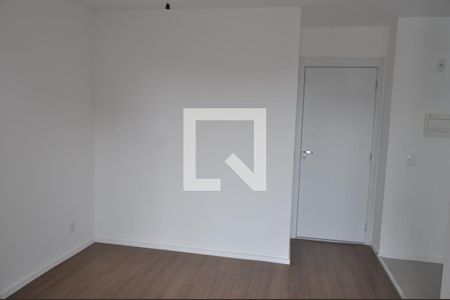 Sala de apartamento para alugar com 2 quartos, 45m² em Pilares, Rio de Janeiro