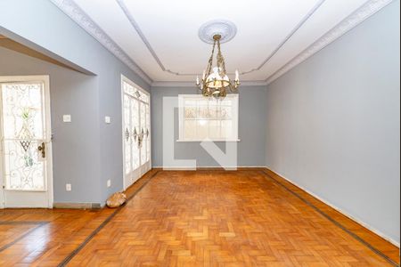 Sala 1 de casa à venda com 4 quartos, 300m² em Alto Barroca, Belo Horizonte