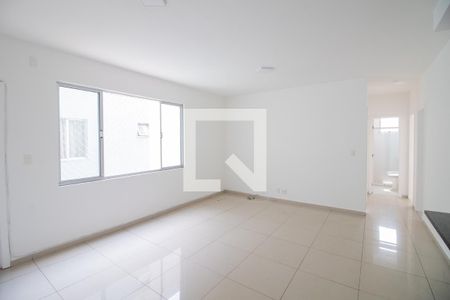 Sala de apartamento para alugar com 3 quartos, 88m² em Parque das Industrias, Betim