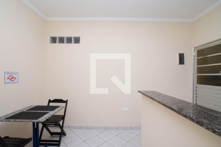 Sala/Cozinha de kitnet/studio para alugar com 1 quarto, 40m² em Vila Barros, Guarulhos