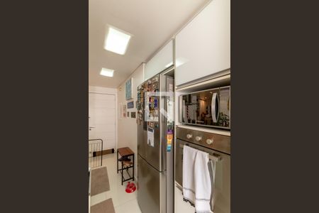 Cozinha de apartamento à venda com 2 quartos, 88m² em Itaim Bibi, São Paulo