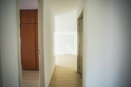 Corredor - Quartos de apartamento para alugar com 2 quartos, 56m² em Vila Clementino, São Paulo