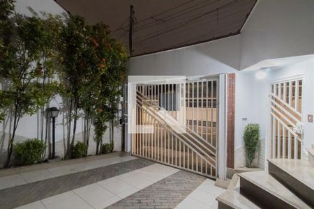 Garagem de casa para alugar com 3 quartos, 289m² em Vila Rosalia, Guarulhos