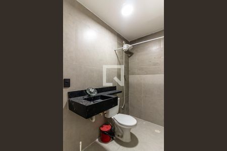 Banheiro de kitnet/studio à venda com 1 quarto, 30m² em Santa Ifigênia, São Paulo