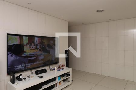 Sala  de casa à venda com 3 quartos, 410m² em Vila Curuçá Velha, São Paulo