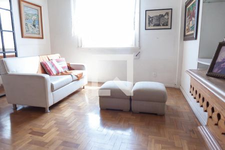 Sala de TV de apartamento para alugar com 3 quartos, 150m² em Santo Agostinho, Belo Horizonte