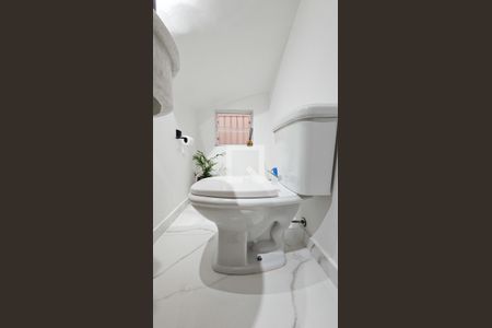 Lavabo de casa à venda com 3 quartos, 144m² em Jardim Ernestina, São Paulo