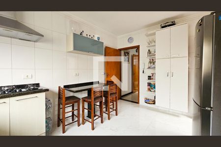 Cozinha de casa à venda com 3 quartos, 144m² em Jardim Ernestina, São Paulo