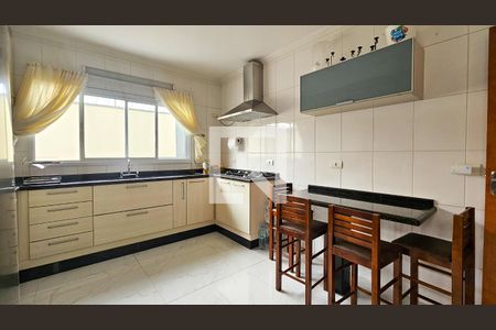 Cozinha de casa à venda com 3 quartos, 144m² em Jardim Ernestina, São Paulo