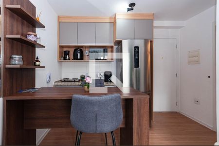 Cozinha de apartamento para alugar com 1 quarto, 28m² em Água Branca, São Paulo