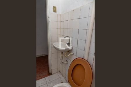 Banheiro  de casa à venda com 1 quarto, 68m² em Diadema, Diadema