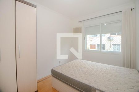 Quarto 1 de apartamento para alugar com 2 quartos, 58m² em Floresta, Porto Alegre