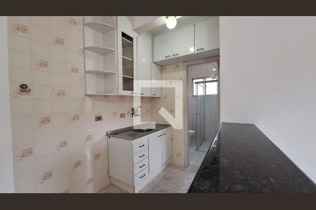 Sala /cozinha de kitnet/studio para alugar com 1 quarto, 29m² em Canto do Forte, Praia Grande