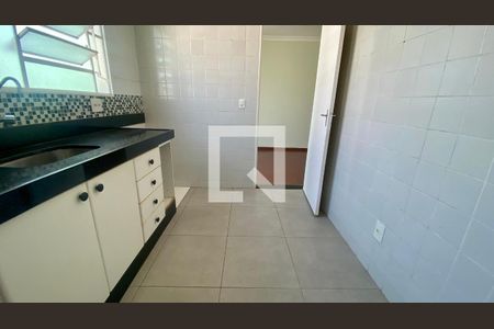 Cozinha de apartamento para alugar com 3 quartos, 50m² em Salgado Filho, Belo Horizonte