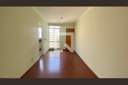 Sala de apartamento para alugar com 3 quartos, 50m² em Salgado Filho, Belo Horizonte