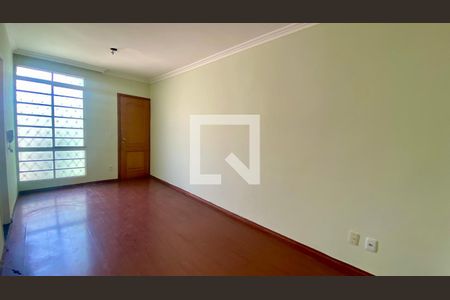 Sala de apartamento para alugar com 3 quartos, 50m² em Salgado Filho, Belo Horizonte