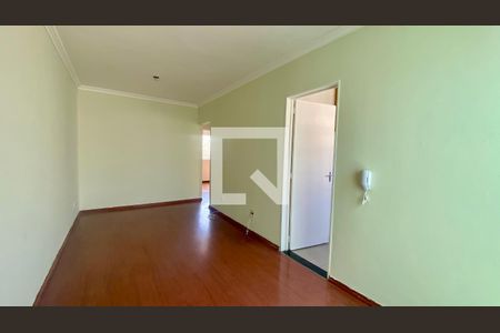 Sala de apartamento para alugar com 3 quartos, 50m² em Salgado Filho, Belo Horizonte