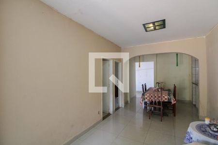 Sala de casa para alugar com 2 quartos, 500m² em São Francisco, Belo Horizonte