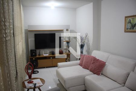 Sala de casa à venda com 4 quartos, 147m² em Tirol (Barreiro), Contagem