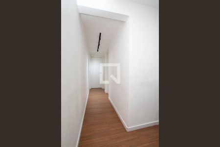 Corredor de apartamento para alugar com 2 quartos, 44m² em Jardim Las Vegas, Guarulhos