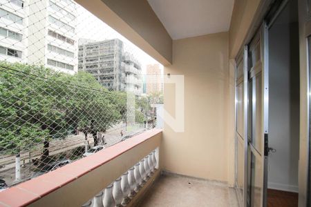 Varanda  de apartamento à venda com 2 quartos, 97m² em Itaim Bibi, São Paulo