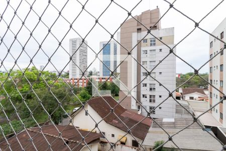 Vista do Quarto de kitnet/studio para alugar com 1 quarto, 33m² em Cristo Rei, Curitiba