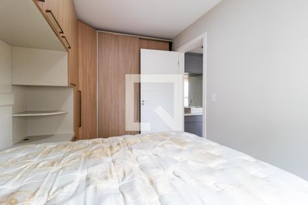 Quarto 1 de kitnet/studio para alugar com 1 quarto, 33m² em Cristo Rei, Curitiba