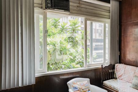 Quarto 1 de apartamento à venda com 3 quartos, 130m² em Copacabana, Rio de Janeiro