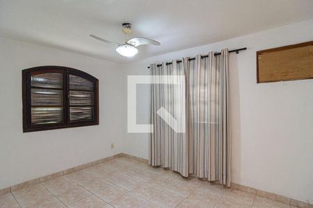 Quarto 1 de casa para alugar com 2 quartos, 75m² em Pe Pequeno, Niterói