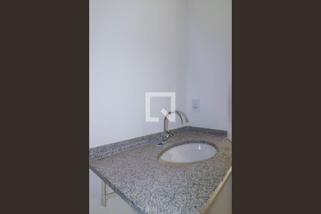 Banheiro de apartamento à venda com 1 quarto, 25m² em Vila Andrade, São Paulo