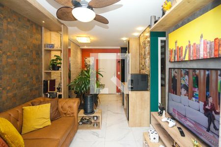 Sala de apartamento à venda com 2 quartos, 54m² em Sítio da Figueira, São Paulo