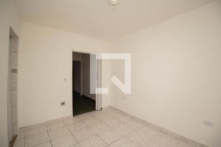 Quarto de casa para alugar com 1 quarto, 200m² em Vila Penteado, São Paulo