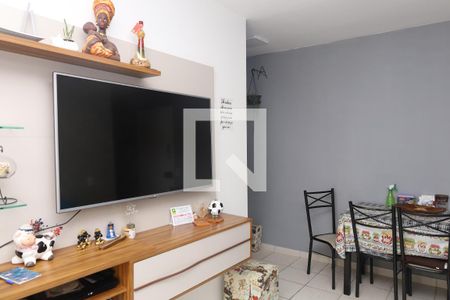 Sala de apartamento para alugar com 2 quartos, 45m² em Vila Nova Curuçá, São Paulo