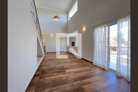 Sala de casa de condomínio para alugar com 3 quartos, 248m² em Vila Faustina Ii, Valinhos