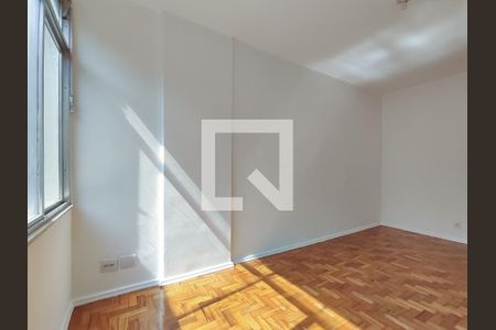 Sala de apartamento à venda com 2 quartos, 82m² em Tijuca, Rio de Janeiro