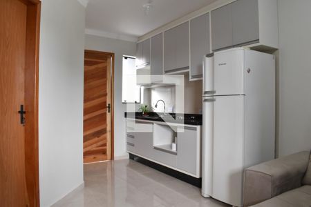 Sala/Cozinha de casa para alugar com 2 quartos, 40m² em Campo de Santana, Curitiba