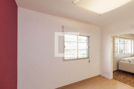 Sala de TV de apartamento para alugar com 2 quartos, 100m² em Higienópolis, São Paulo